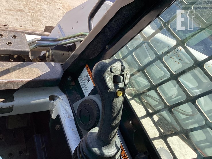 2006-bobcat-t190-image-18