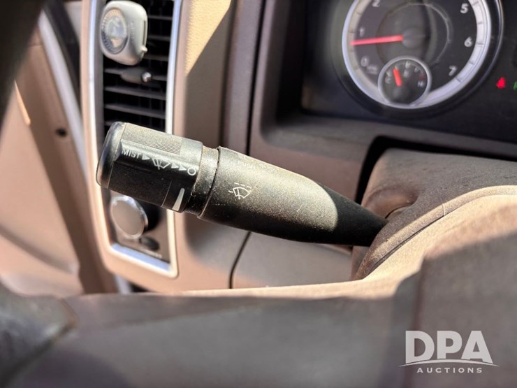 2016-dodge-ram-2500-image-77