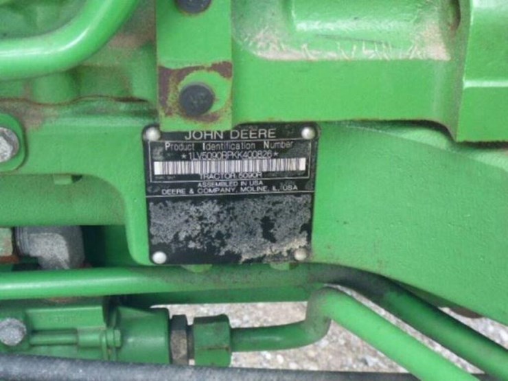 2019-john-deere-5090r-image-10