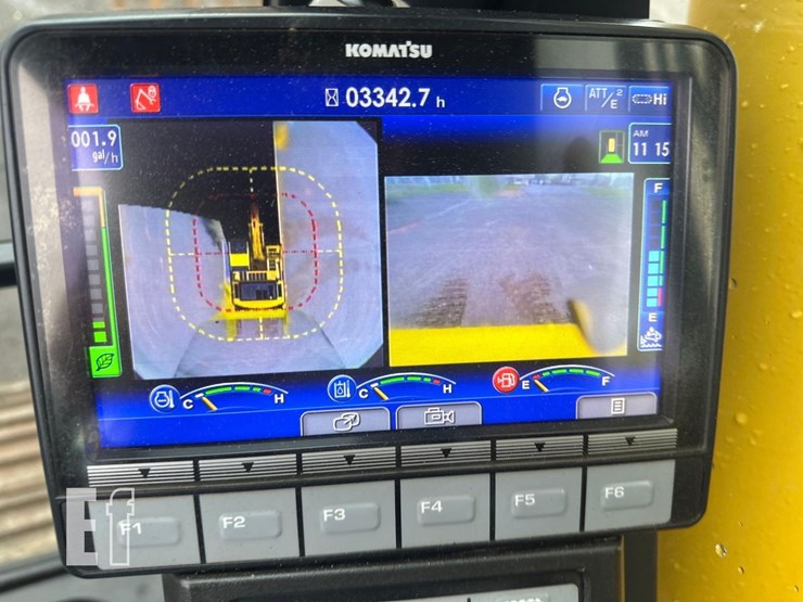 2021-komatsu-pc210-lc-11-image-34
