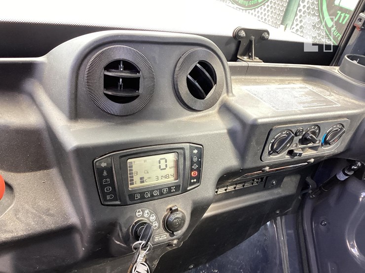 2014-kubota-rtv-x1100c-image-12