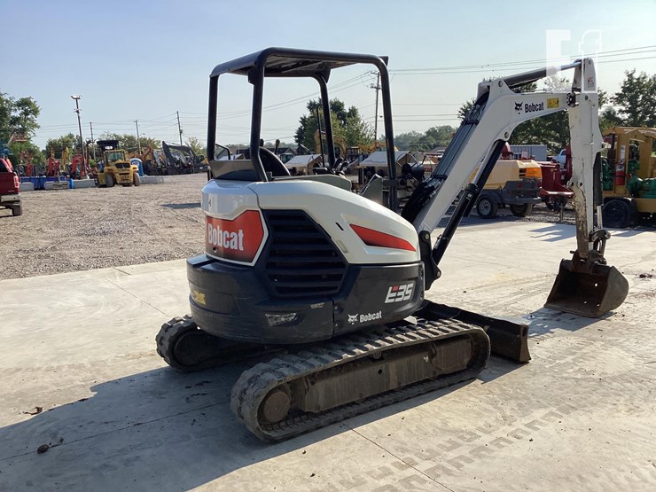 2020-bobcat-e35-image-7