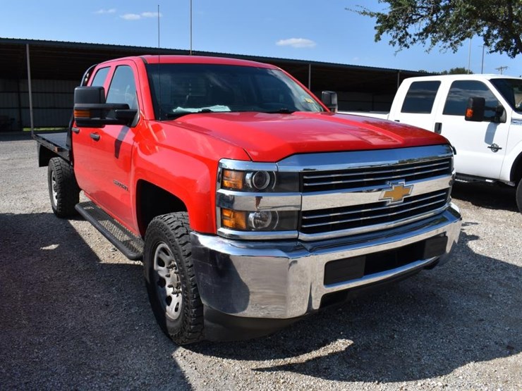 2016-chevrolet-3500hd-image-2