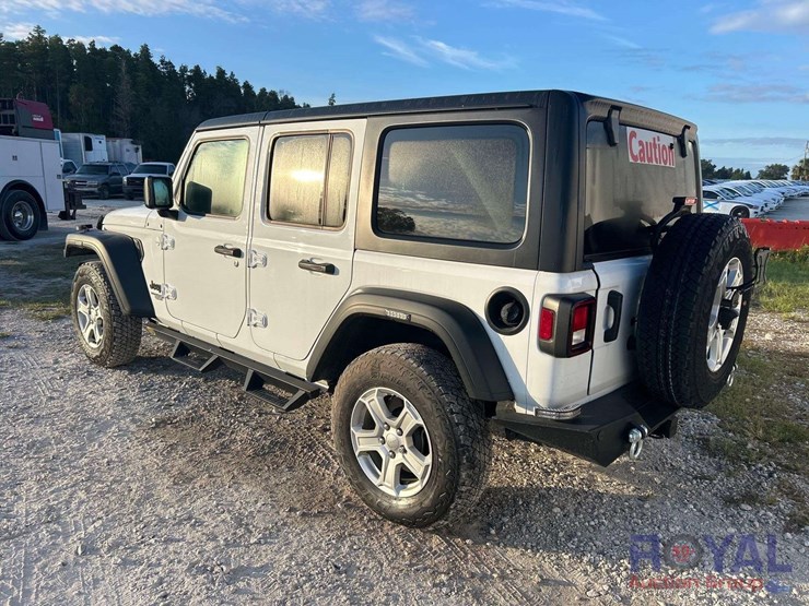 2021-jeep-wrangler-image-4