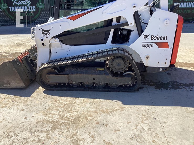 2020-bobcat-t590-image-11