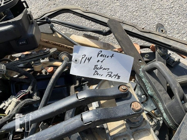 pallet-of-bobcat-door-parts-image-5