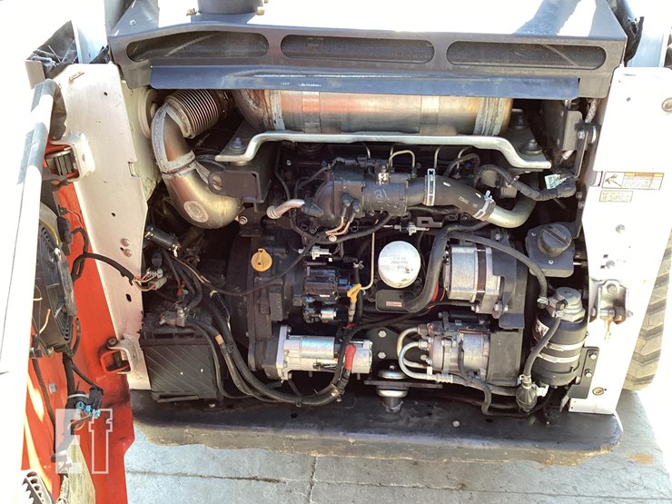 2019-bobcat-t770-image-23