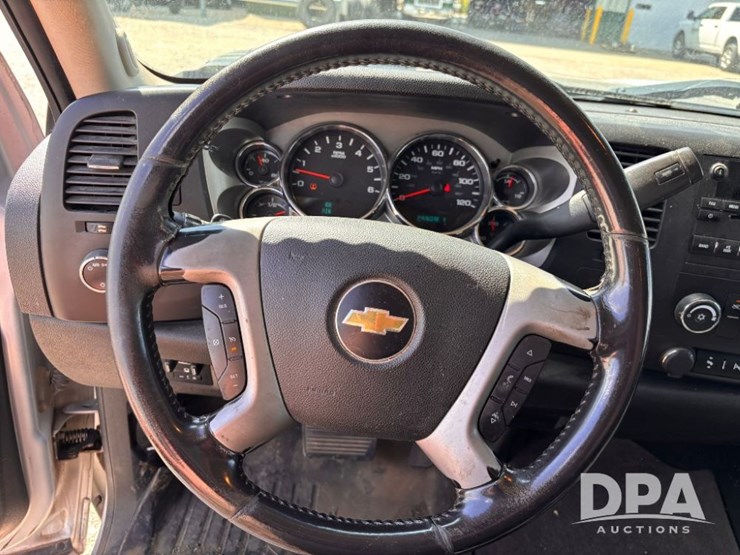 2014-chevrolet-2500hd-image-74