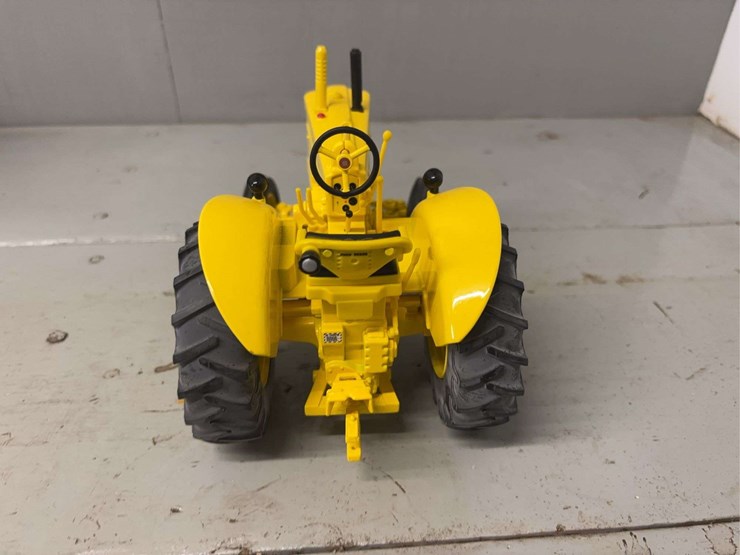 john-deere-720-image-24