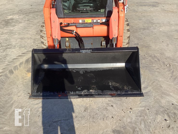 2018-kubota-ssv65-image-10