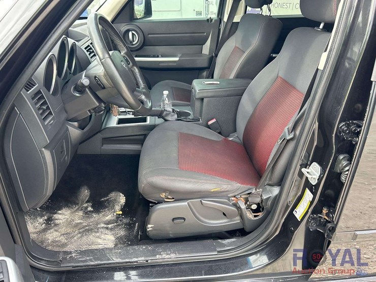 2011-dodge-nitro-image-14