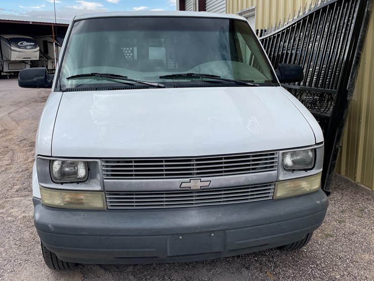 2004-chevrolet-astro-image-46