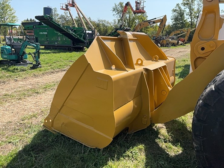 caterpillar-972m-image-8