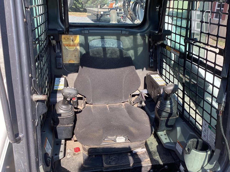 2019-bobcat-t770-image-24