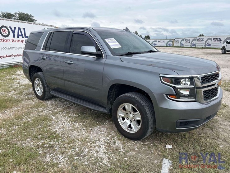 2019-chevrolet-tahoe-image-2