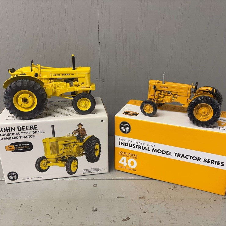 JOHN DEERE 720