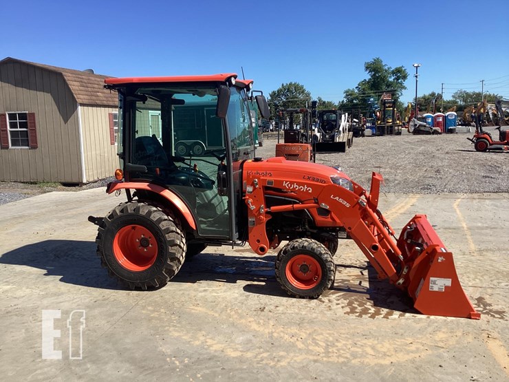 2023-kubota-lx3310-image-11