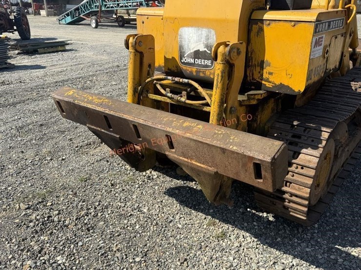 deere-450b-image-13