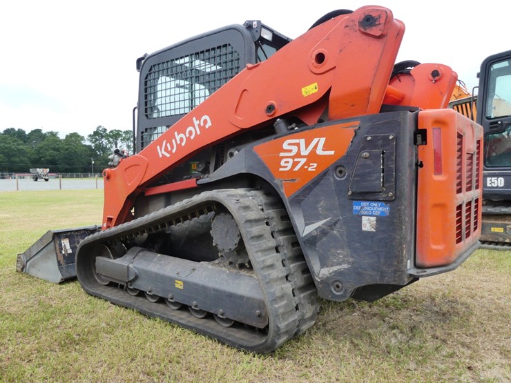 2023-kubota-svl97-2-image-4