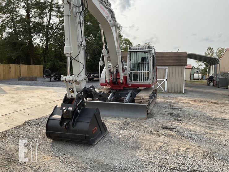 2022-takeuchi-tb2150-image-12