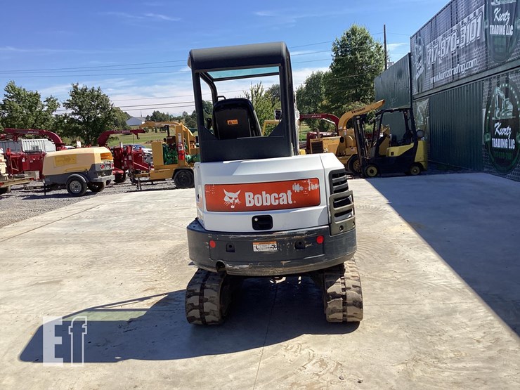 2015-bobcat-e32-image-6