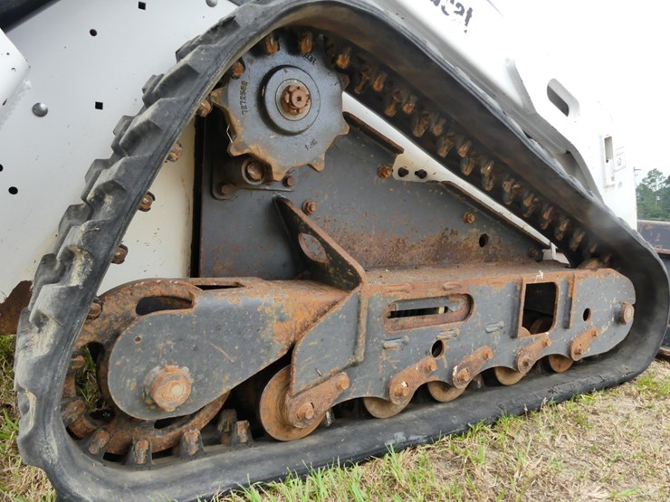 2017-bobcat-mt85-image-6