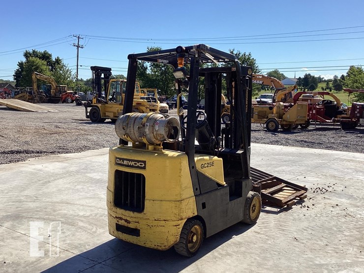 2007-daewoo-gc25e-image-4