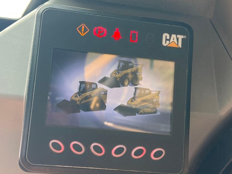 caterpillar-262d-image-17