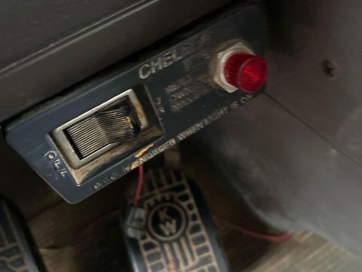 2011-kenworth-t400-image-69