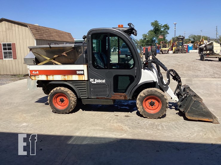 bobcat-toolcat-5600-image-10
