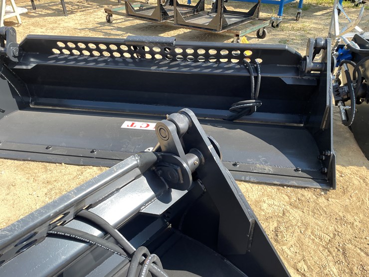 #2501-•-jct-skid-steer-4-in-1-combination-bucket-image-9