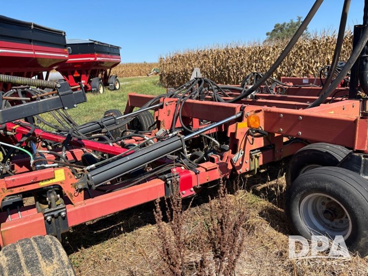 case-ih-2400-image-62
