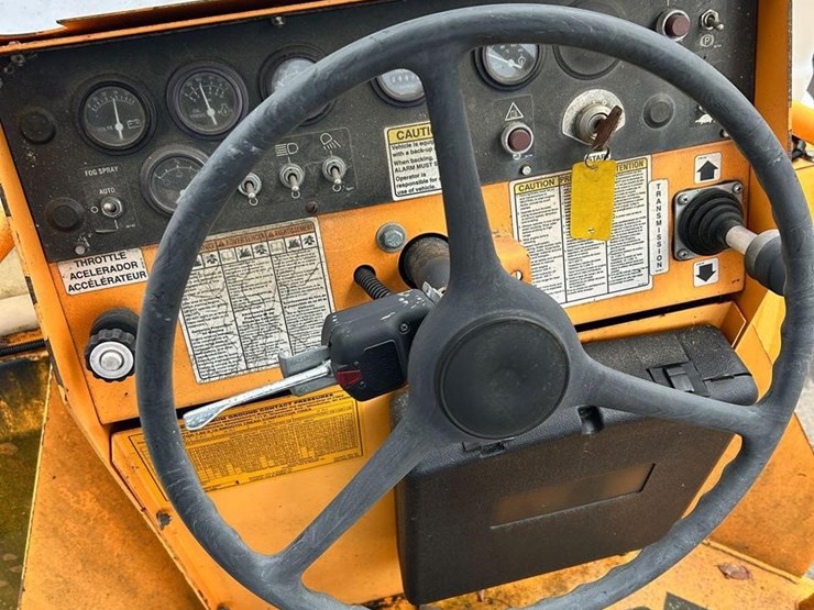 2010-rosco-trupac-915-image-14