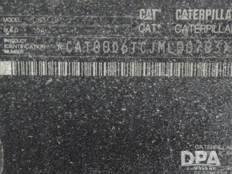 2019-caterpillar-d6t-image-24
