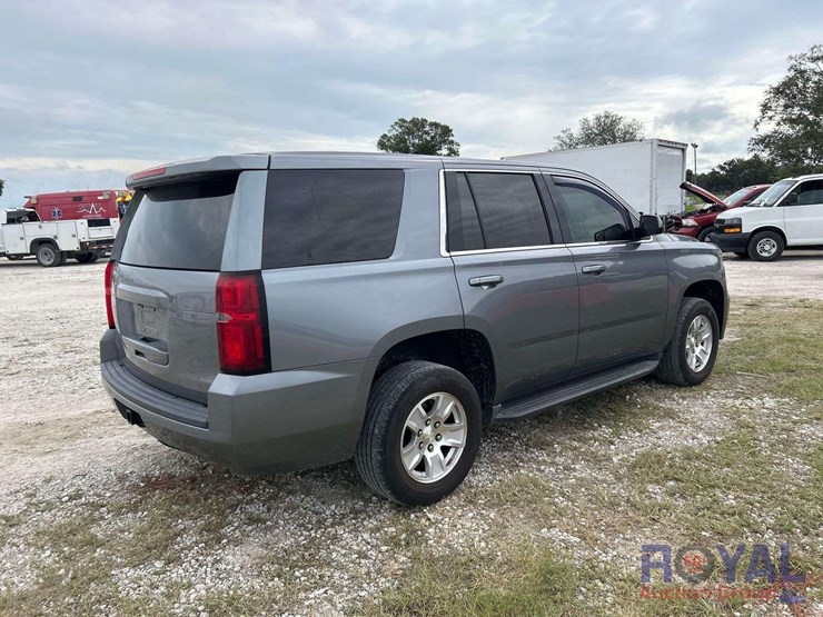 2019-chevrolet-tahoe-image-3