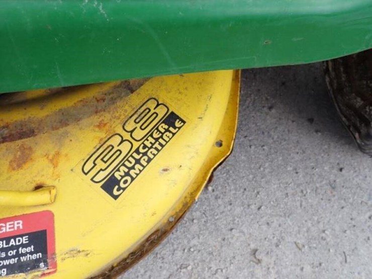 john-deere-lt133-image-11