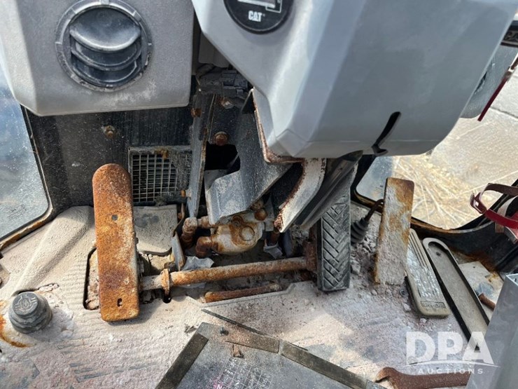 2015-caterpillar-903c-image-39