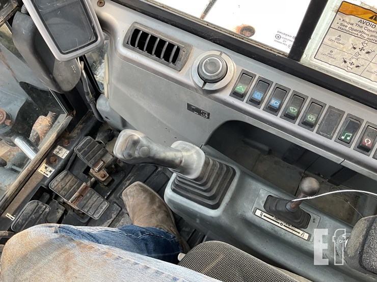 2009-bobcat-e80-image-22