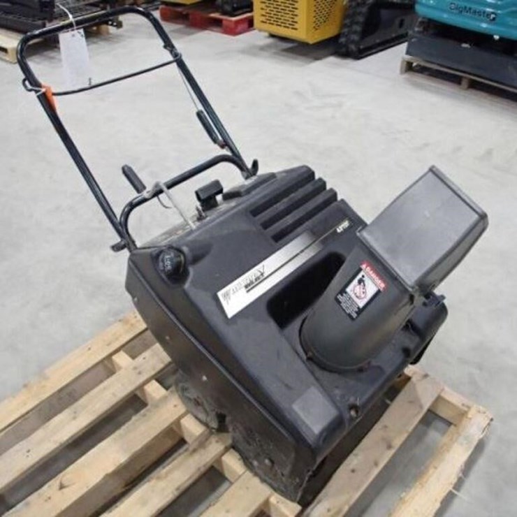 Murray 21 In. Gas Snow Thrower