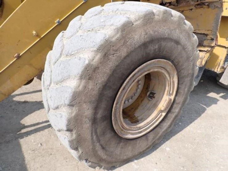 2014-caterpillar-950k-image-80