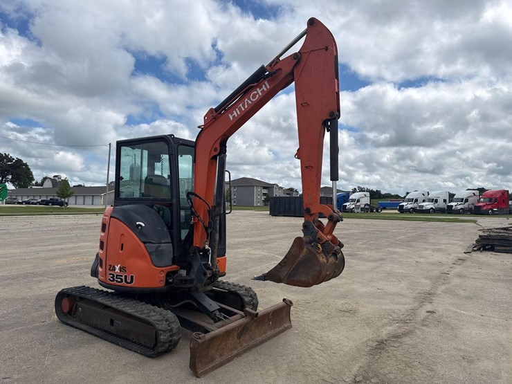 hitachi-zx35u-image-7