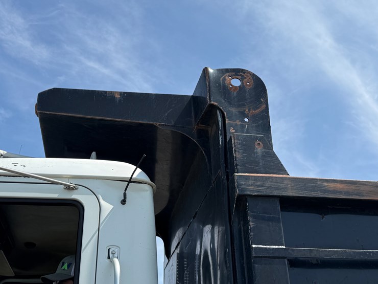 #11-•-#5197-•-2008-mack-granite-t/a-daycab-dump-truck-1m2ax04c68m003392-image-31