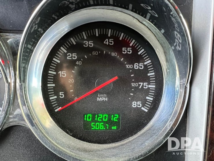 2012-kenworth-w900-image-31