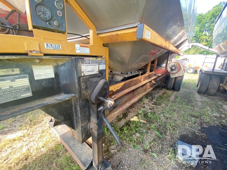 2014-kbh-dry-tender-trailer-(pz13840,-unit-37751)-image-3
