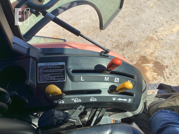 2023-kubota-lx3310-image-25