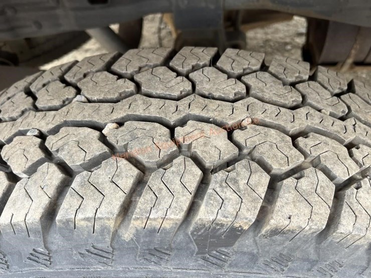 2000-ford-f250-image-14