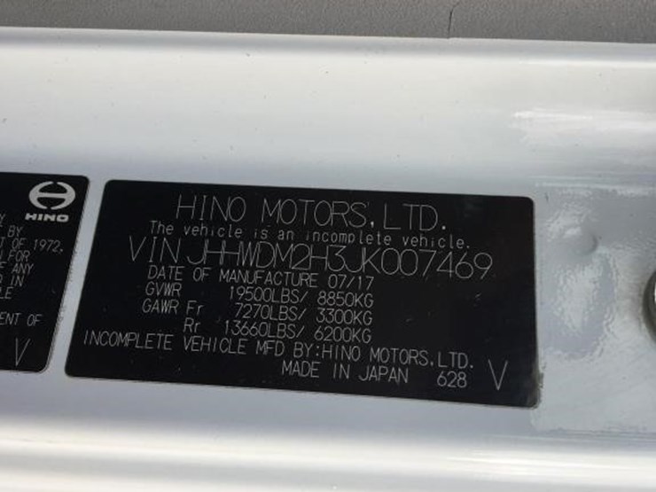 2018-hino-195-image-19
