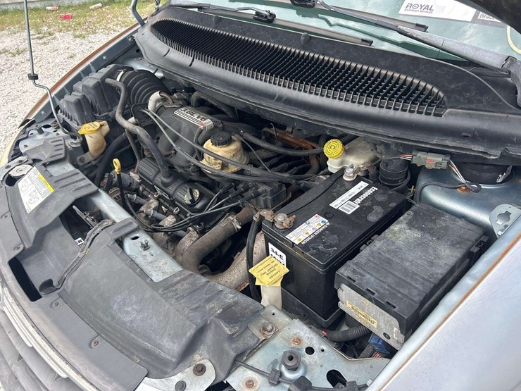 2006-chrysler-town-&-country-image-7