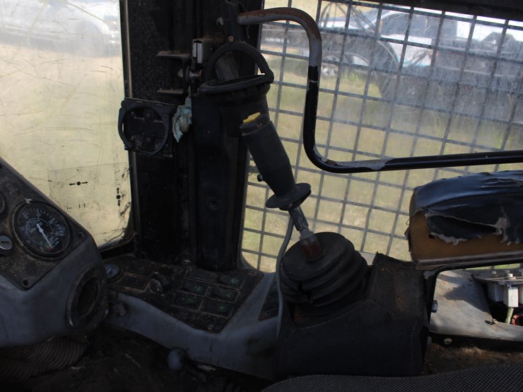 caterpillar-563-image-21