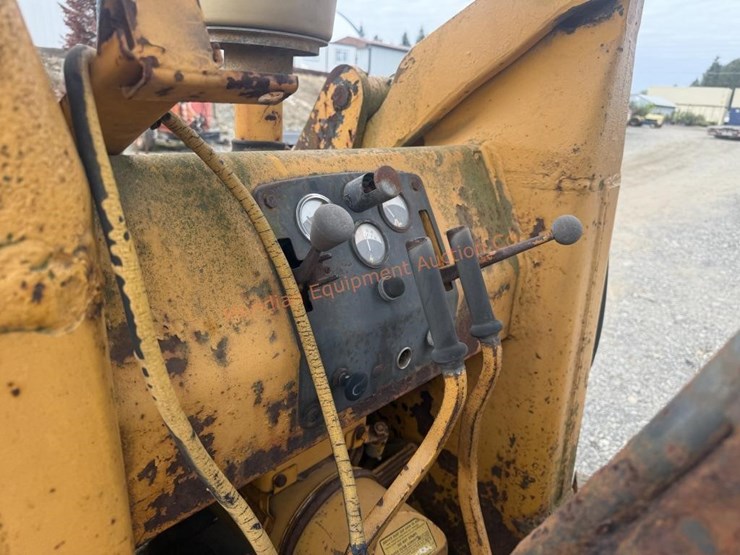 john-deere-350-image-8